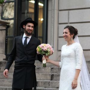 Meet your Posher, Levi